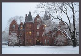 Image of Billings Hall in the Winter